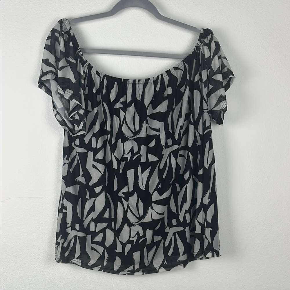 New York & Company Monochrome Patterned Blouse Women’s XL